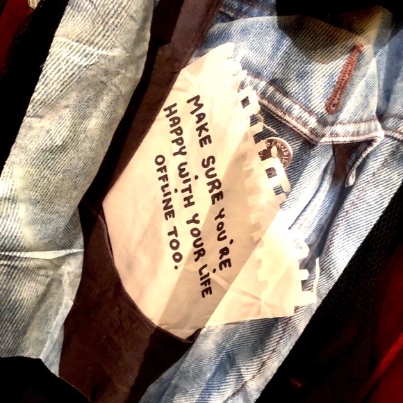 New NWT short sleeve black hooded jacket size M - Picture 9 of 14